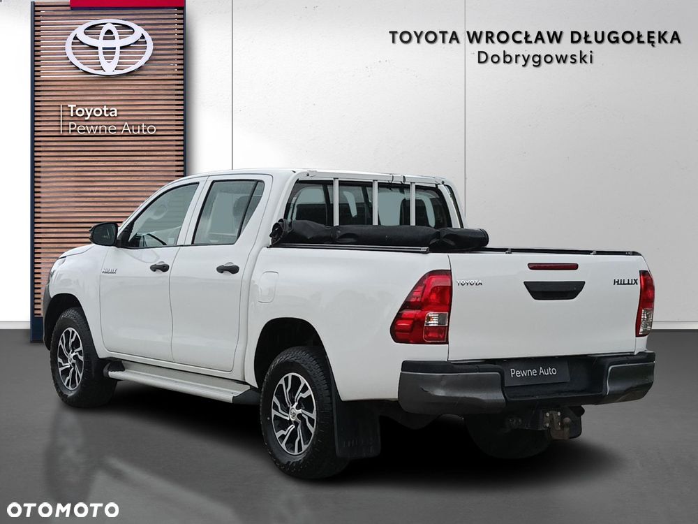 Toyota Hilux 2.4 D-4D Double Cab DLX 4x4 - 5