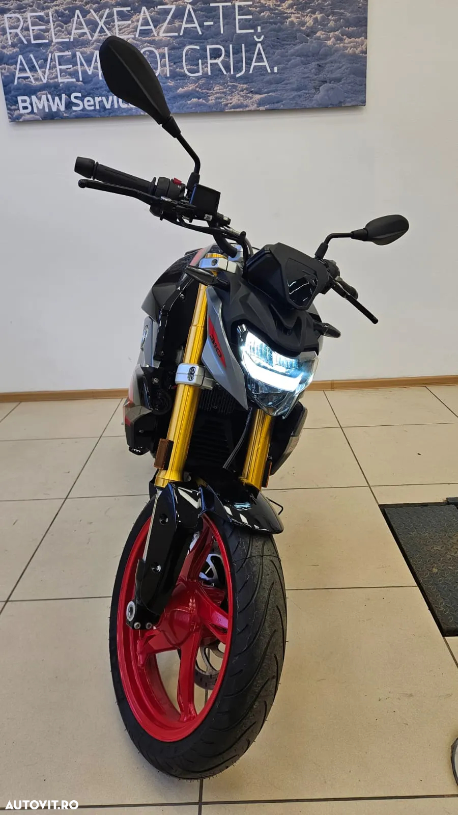 BMW G310R - 4