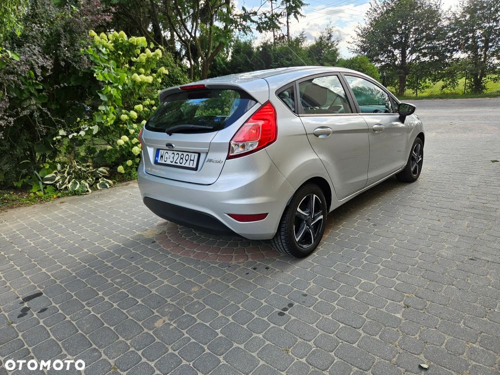Ford Fiesta - 9