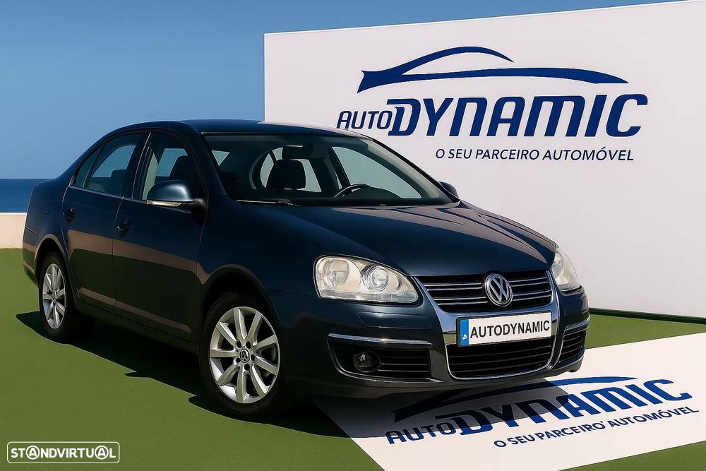 VW Jetta 1.6 TDi Confortline - 1