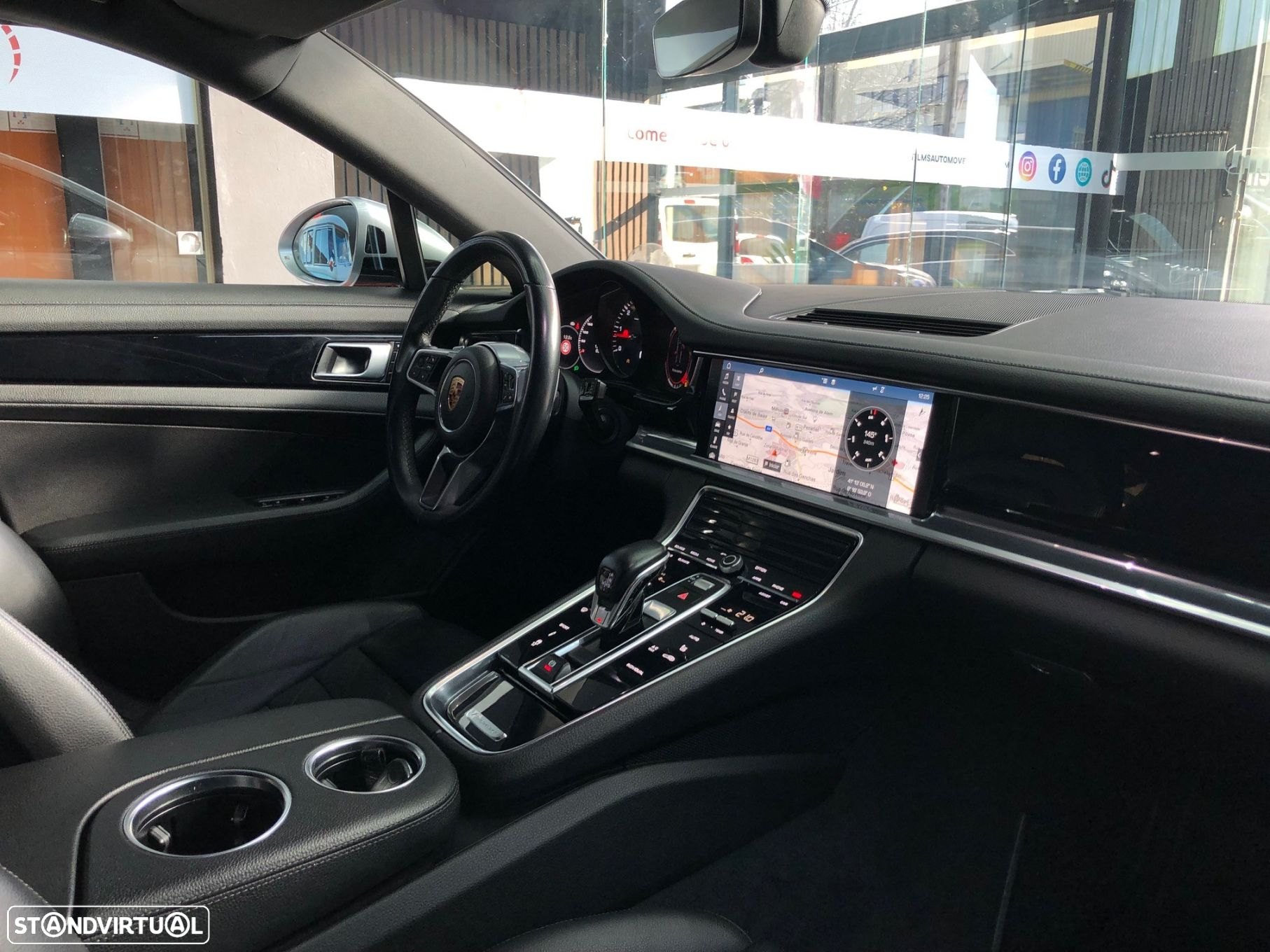 Porsche Panamera 4 S - 10