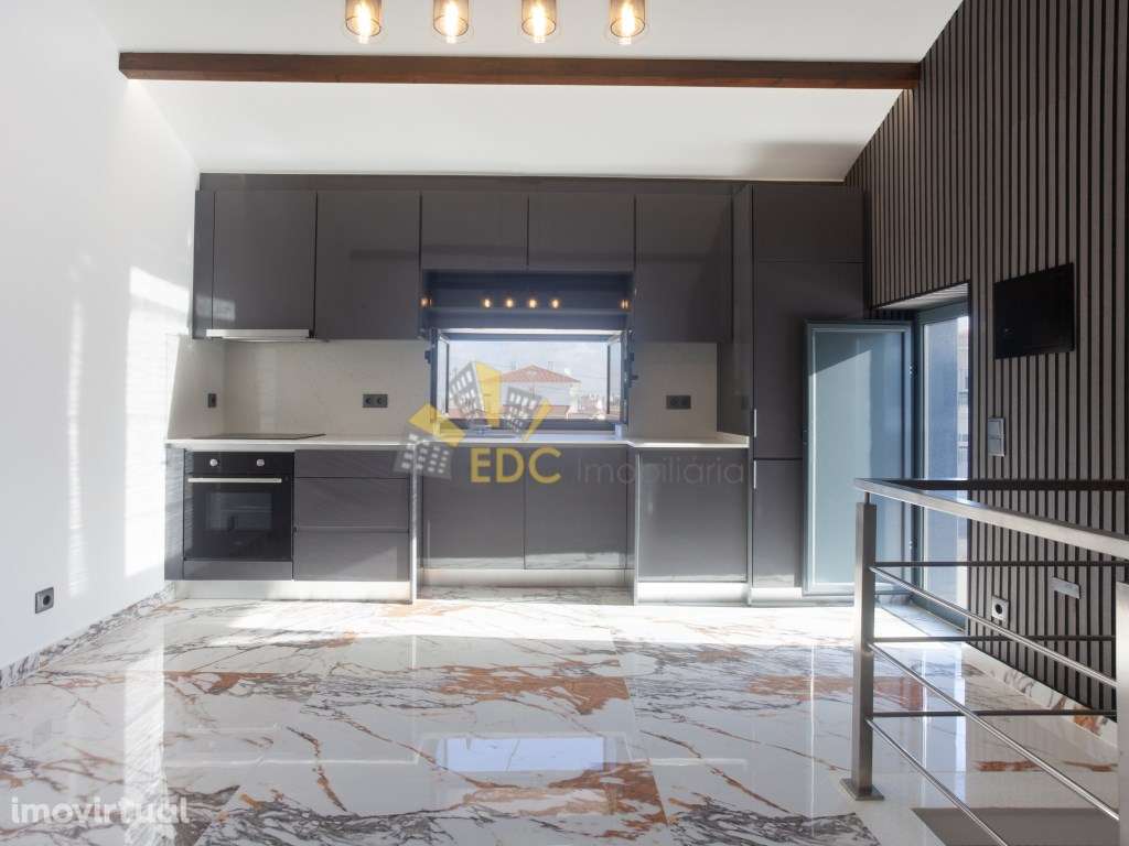 Moradia T2+1 | Localizada em São Domingos de Rana | Não perca a opo... - Grande imagem: 2/20