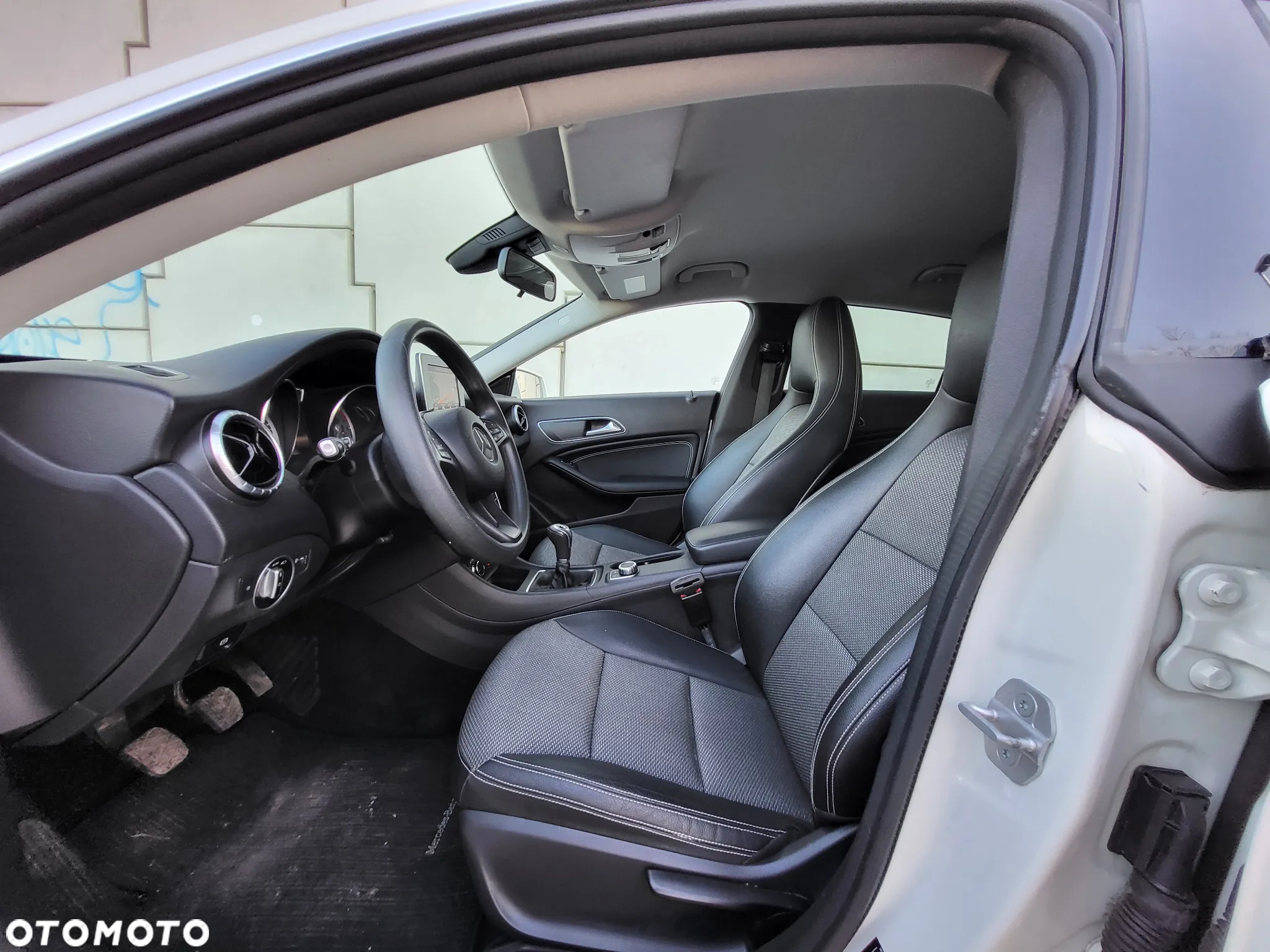 Mercedes-Benz CLA Shooting Brake 180 d - 7