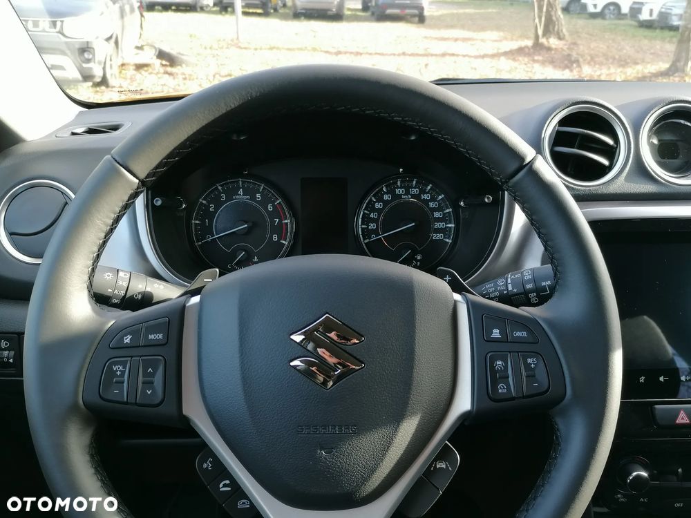 Suzuki Vitara 1.4 Boosterjet mHEV Premium Plus 4WD - 11