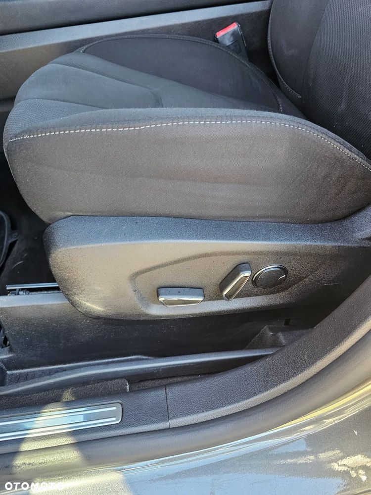 Ford S-Max 2.0 TDCi Titanium PowerShift - 15