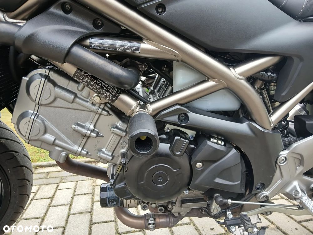 Suzuki SV - 7