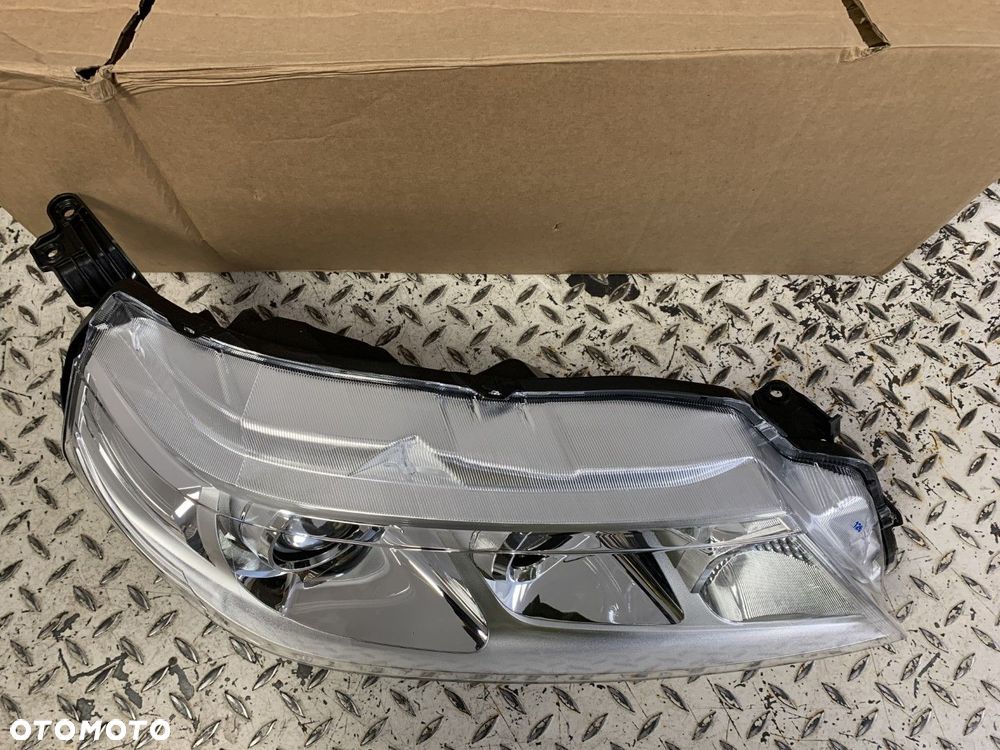 NOWA ORYGINALNA LAMPA PRAWA PRZÓD PRZEDNIA SUZUKI VITARA 3 III 15- SOCZEWKA 35120-54P00 - 3