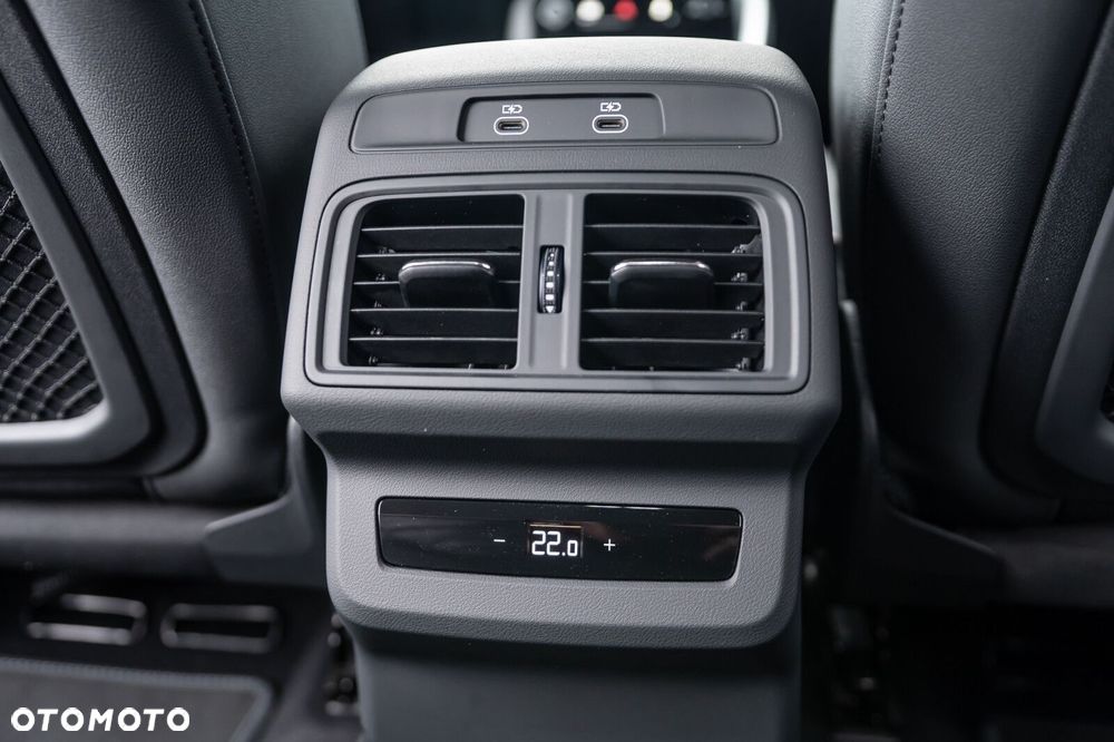 Audi Q5 Sportback - 17