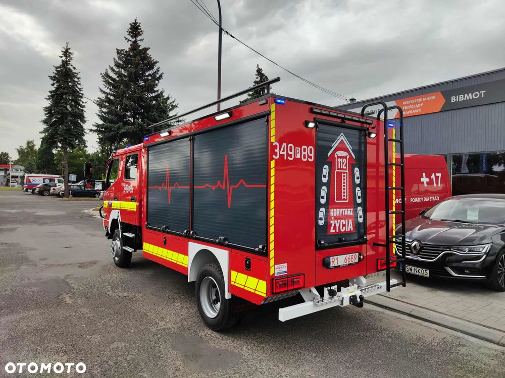 Mitsubishi FUSO Canter - 4