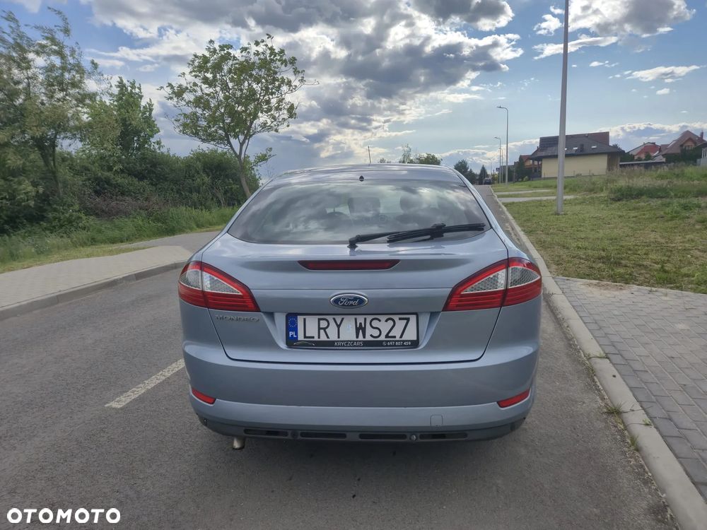 Ford Mondeo 2.0 Ghia Executive - 8