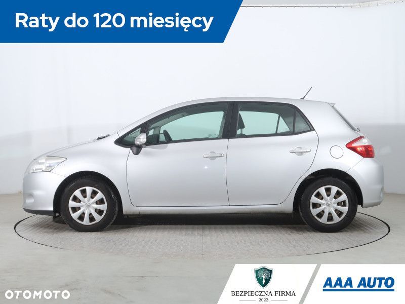 Toyota Auris - 4