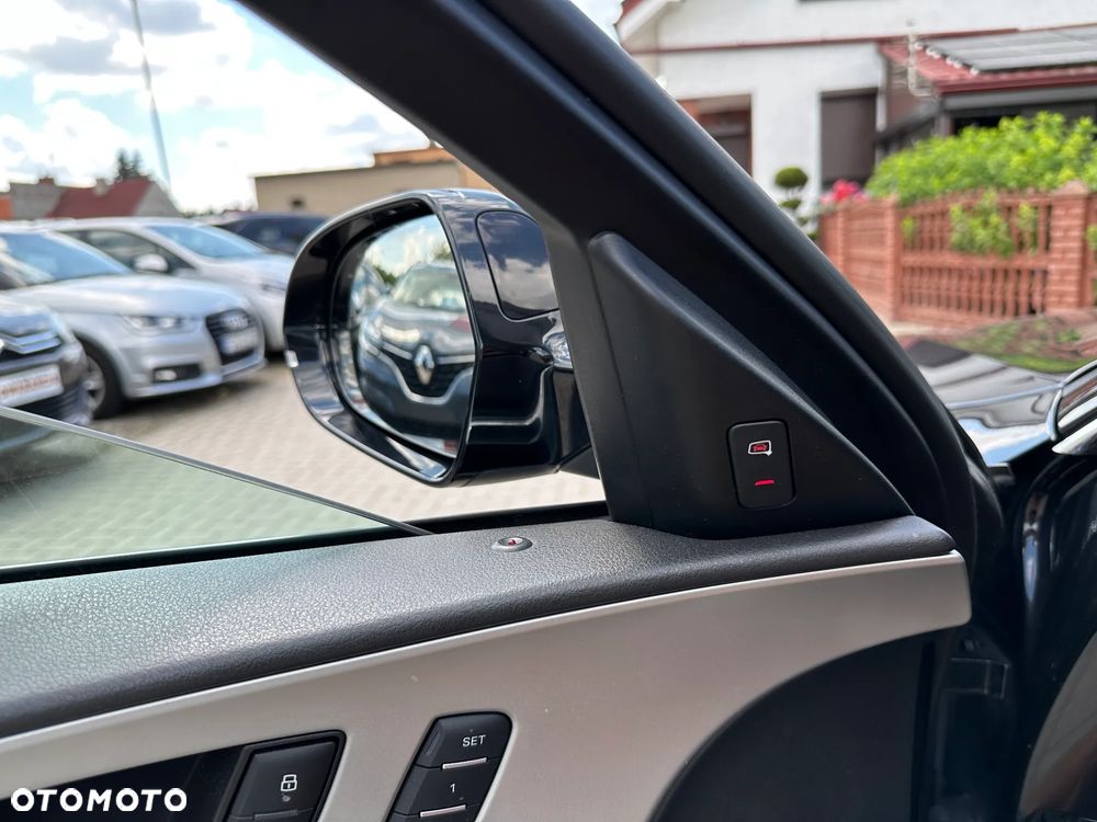 Audi A6 Avant - 17