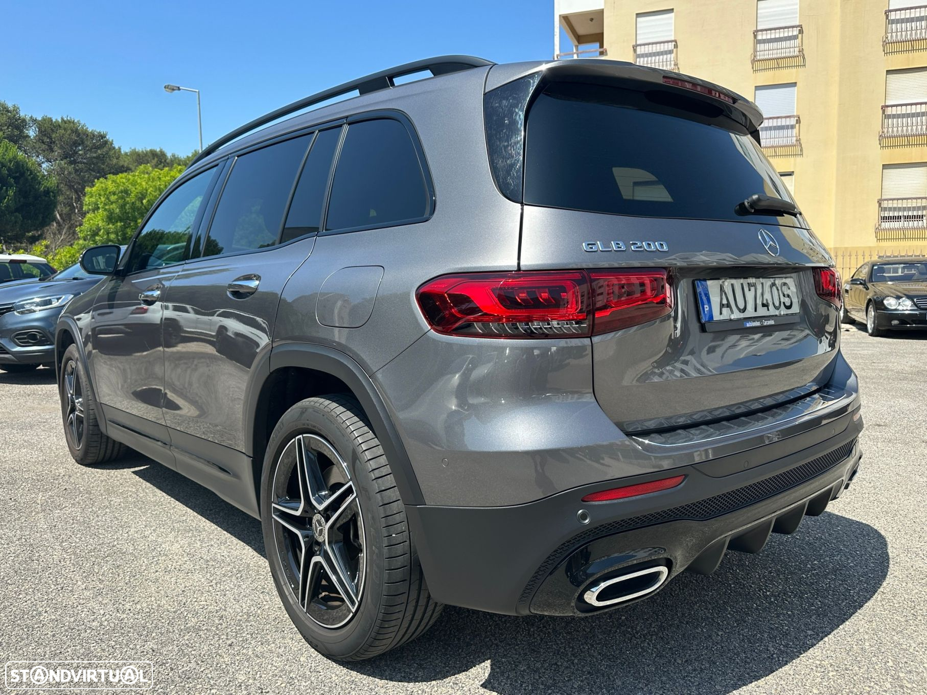 Mercedes-Benz GLB 200 AMG Line - 8