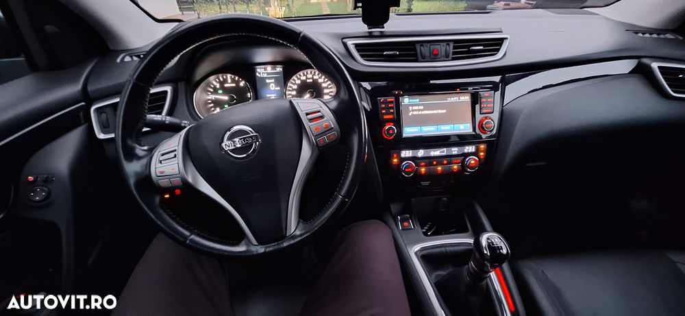 Nissan Qashqai 1.5 DCI TEKNA+ - 6