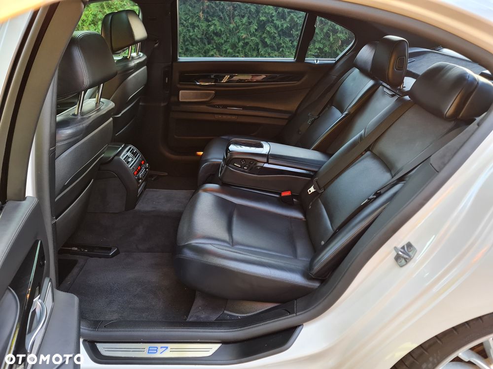 BMW-ALPINA B7 Bi-Turbo Switch-Tronic Langversion - 11