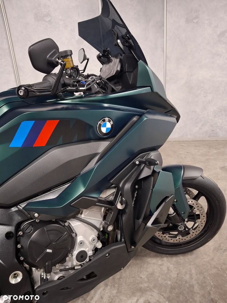 BMW XR - 7
