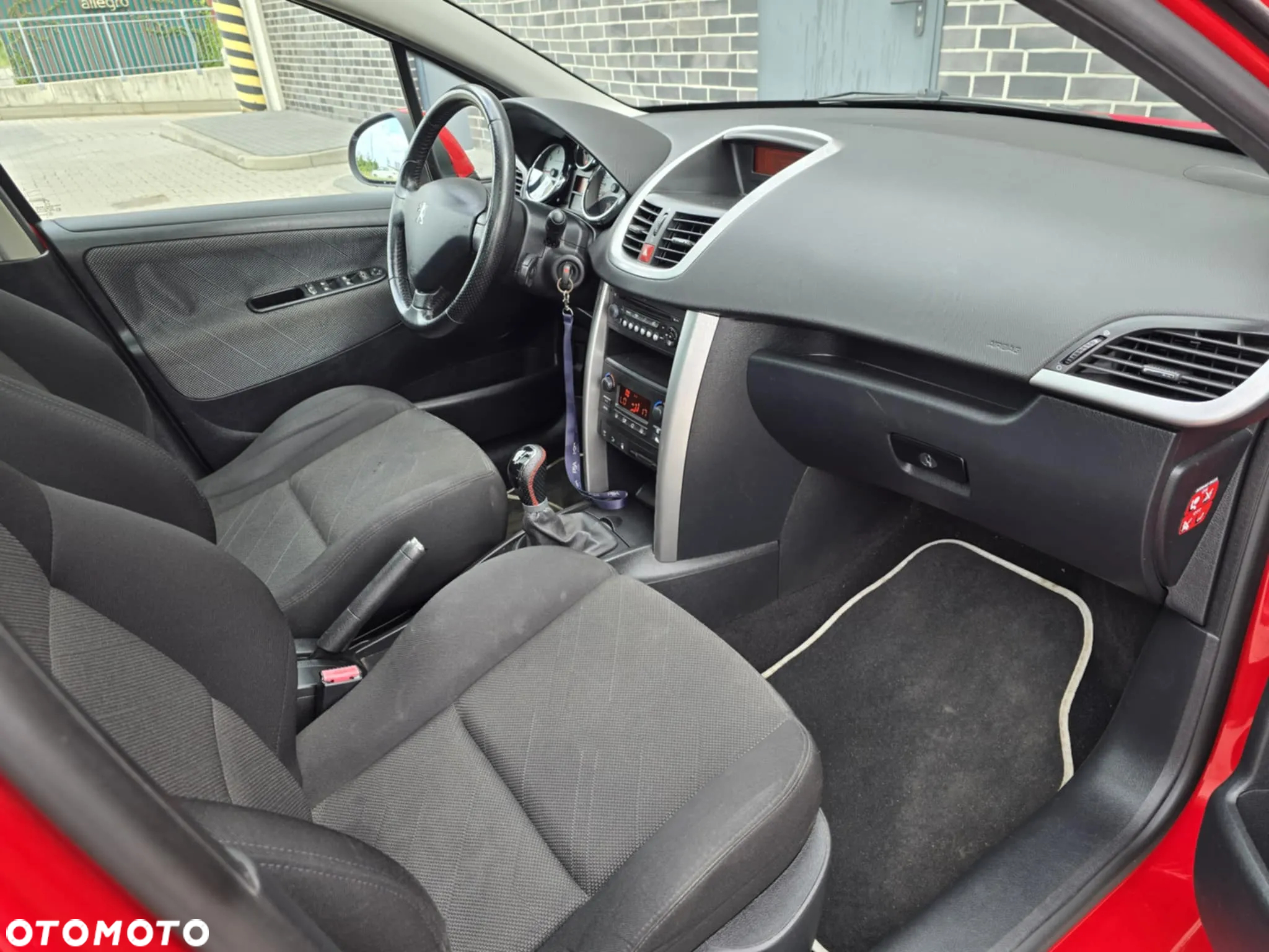 Peugeot 207 1.6 Premium - 21