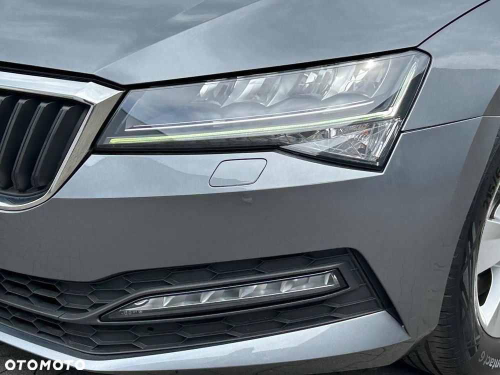 Skoda Superb 1.5 TSI Active DSG - 32