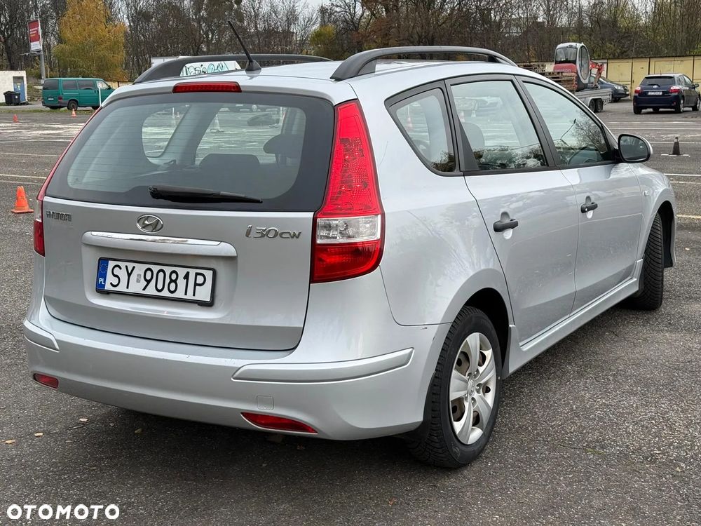 Hyundai i30 1.4 blue Classic - 11