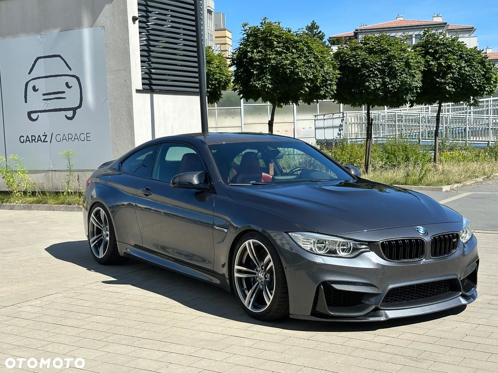 BMW M4 DKG - 13