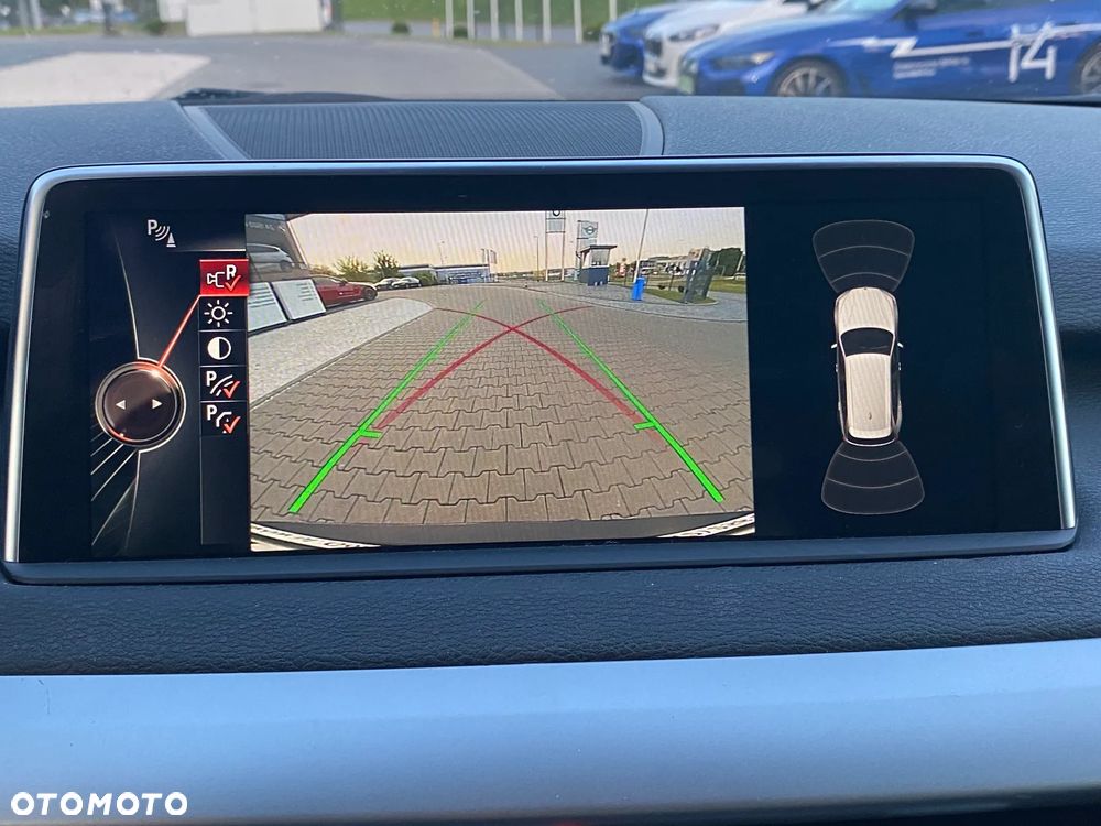 BMW X5 xDrive30d - 33