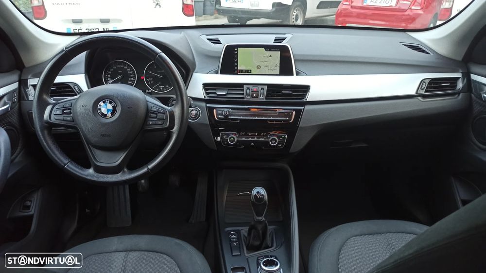 BMW X1 16 d sDrive Advantage - 32