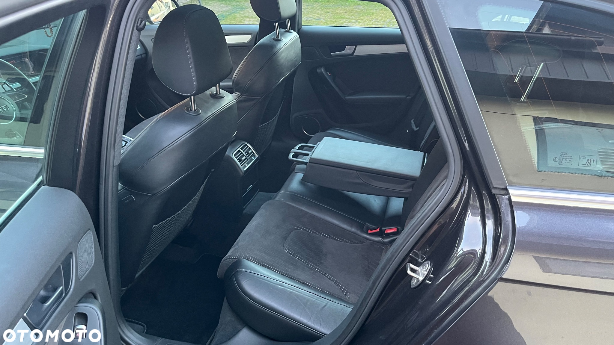 Audi A4 2.0 TDI Quattro Line S tronic - 16