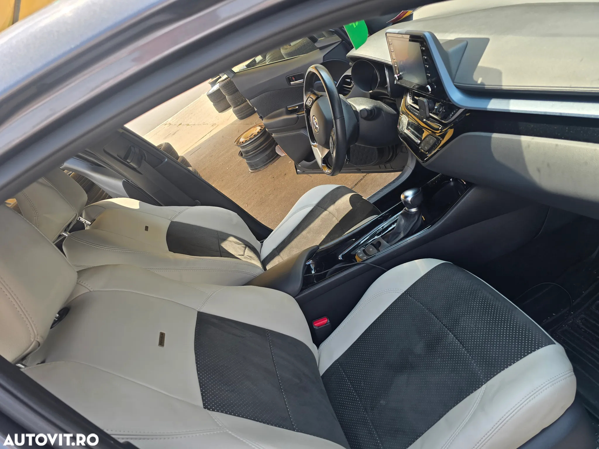 Toyota C-HR 1.8 Hybrid Team Deutschland - 20