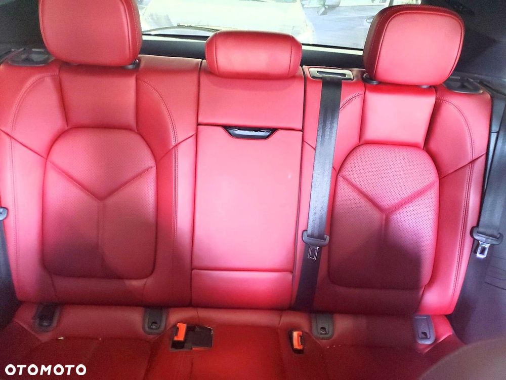 Porsche Macan PDK - 10