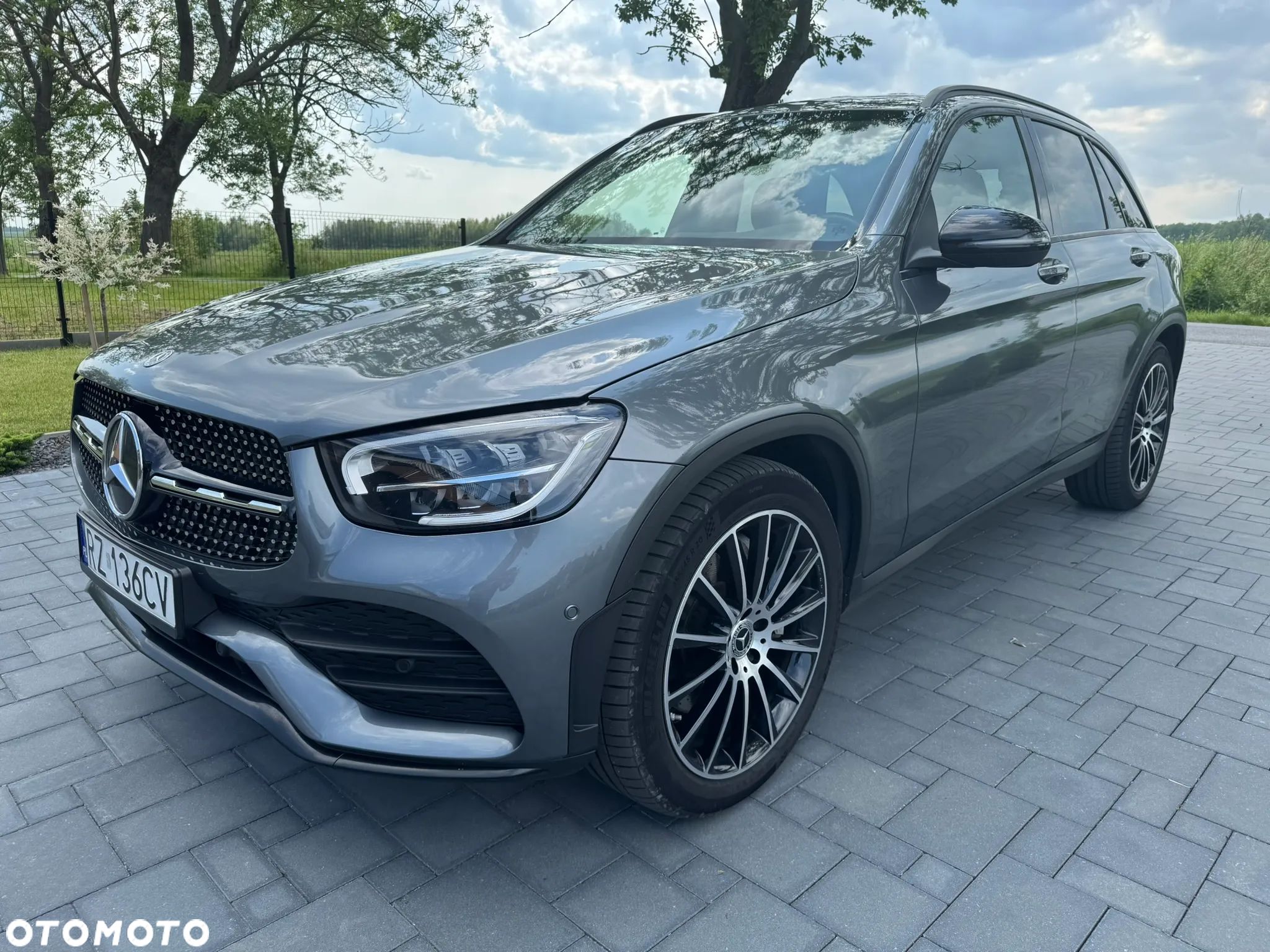 Mercedes-Benz GLC 200 d 4-Matic Business Edition - 1