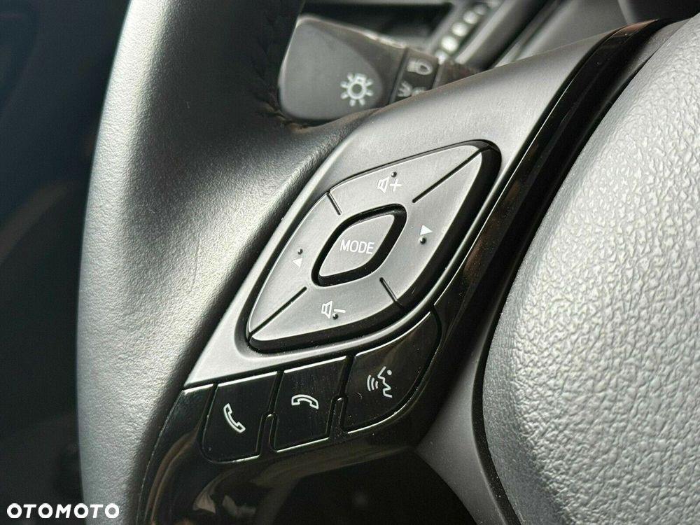 Toyota C-HR - 15