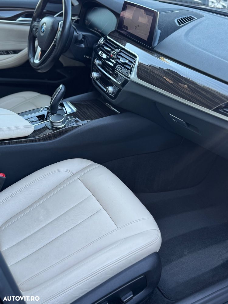 BMW Seria 5 520d Aut. - 7