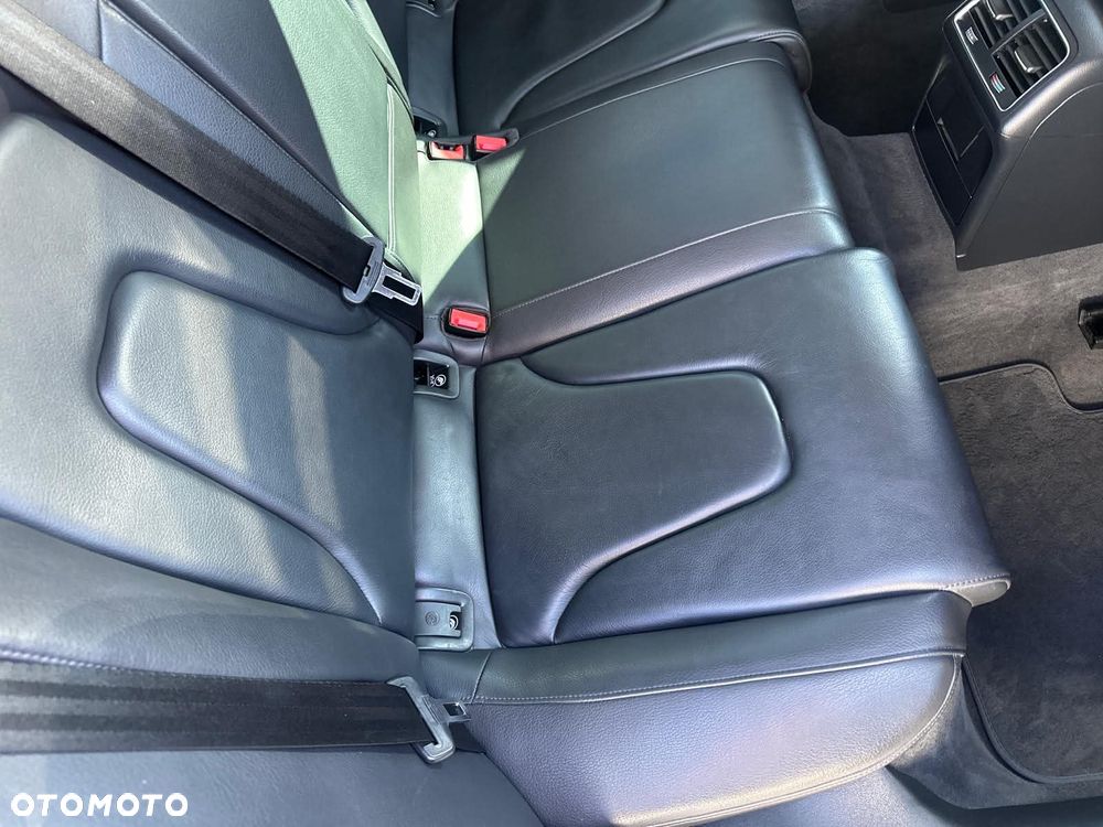 Audi A4 Avant 2.0 TDI ultra - 23