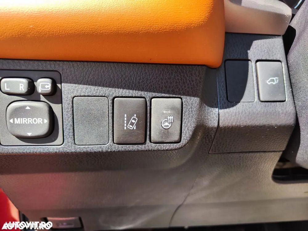 Toyota RAV4 2.5 VVT-i HSD 4x4 Luxury - 10