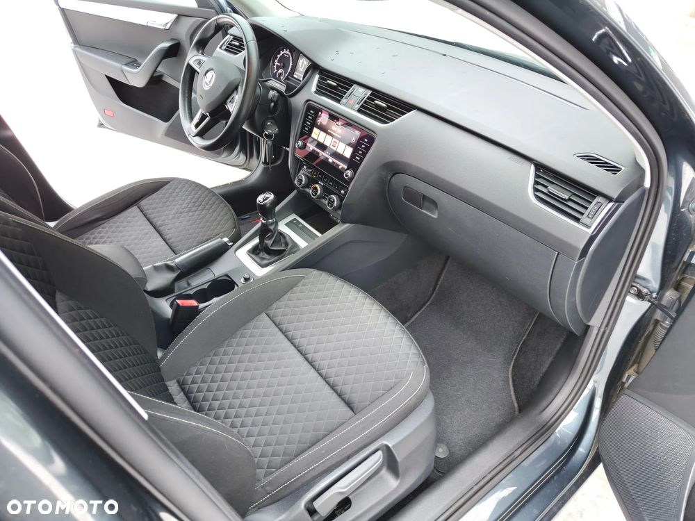 Skoda Octavia 2.0 TDI 4x4 Elegance - 11