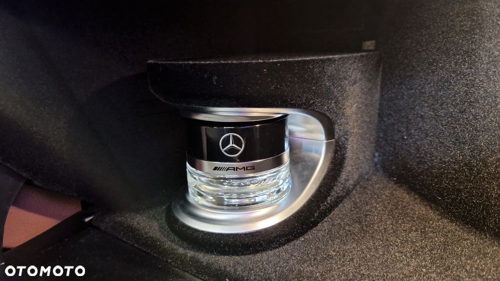 Mercedes-Benz Klasa E 220 d Coupe 4-Matic AMG - 33