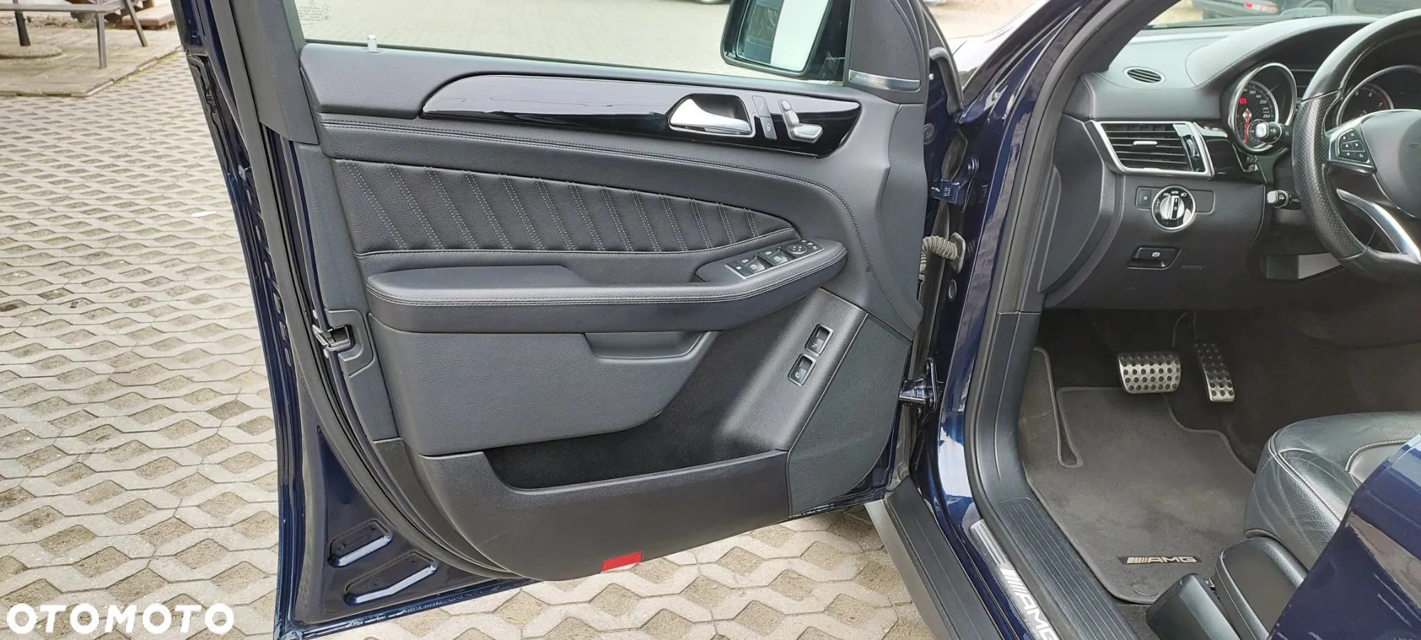 Mercedes-Benz GLE AMG Coupe 43 4-Matic - 23