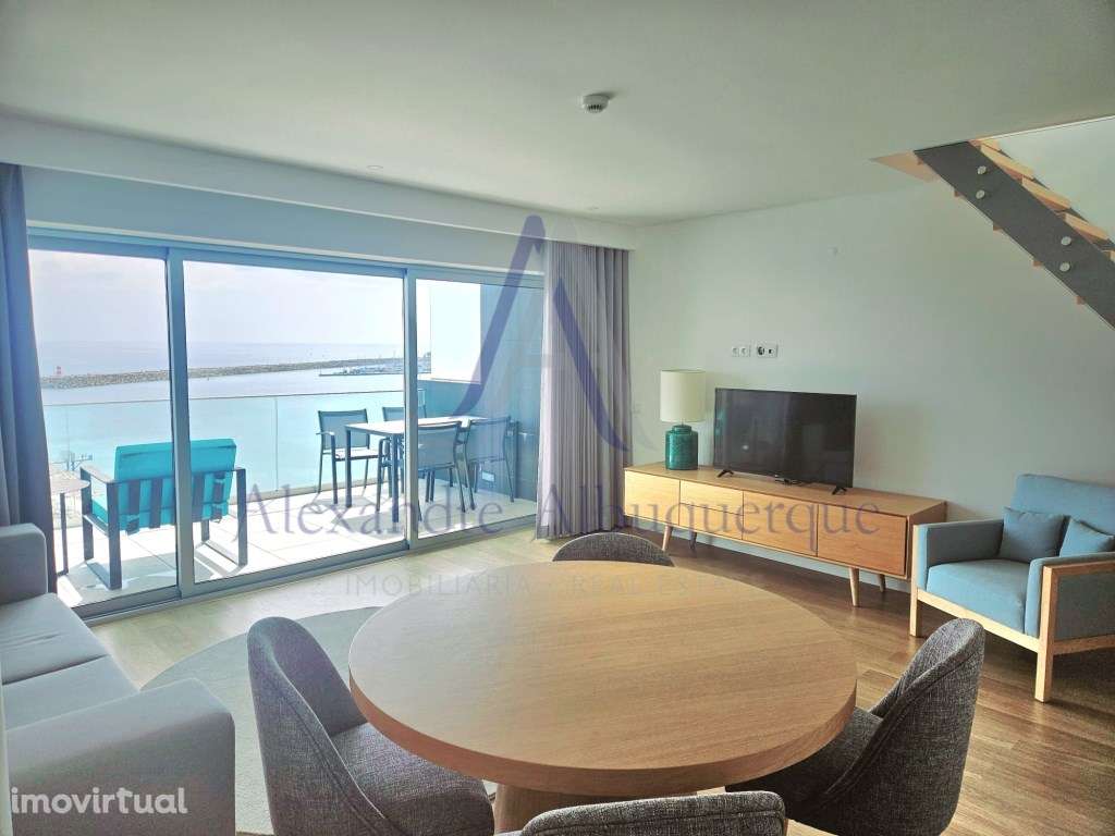 Apartamento T0 - Duplex na 1º linha da praia - Grande imagem: 3/18