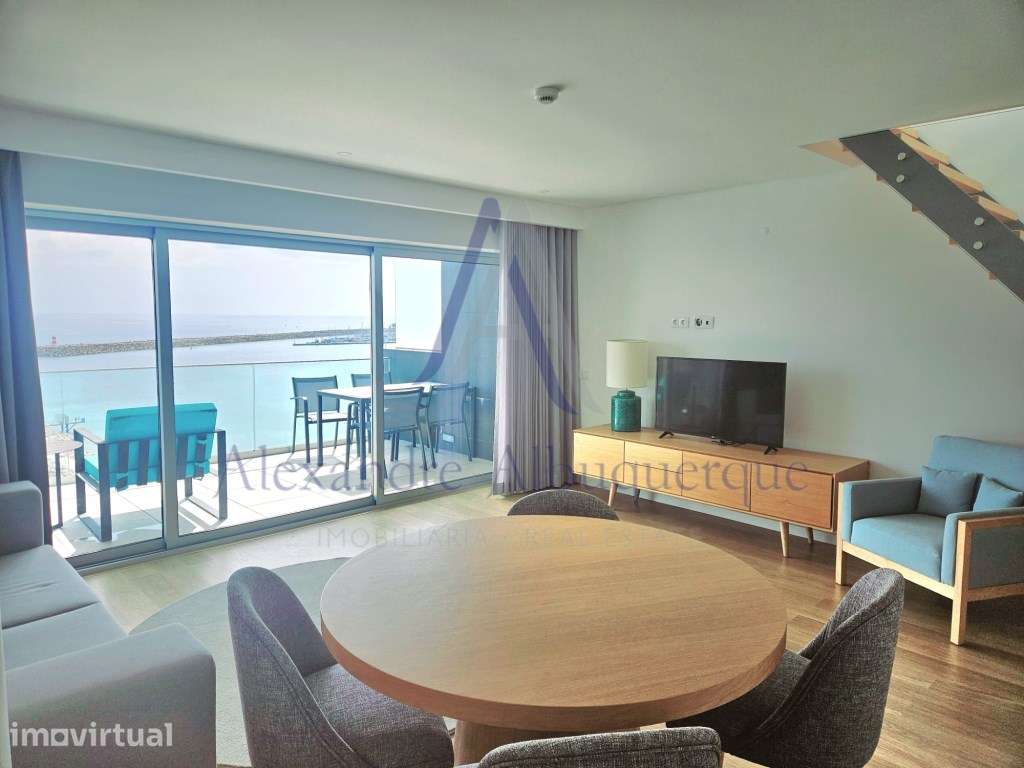 Apartamento T0 - Duplex na 1º linha da praia - Grande imagem: 3/18