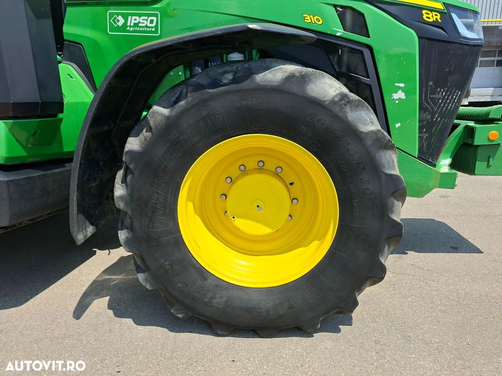 John Deere 8R 310  4x4 - 13