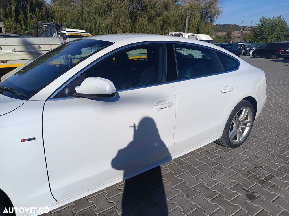 Usa dezechipata stanga/dreapta fata Audi A5 2014 - 2