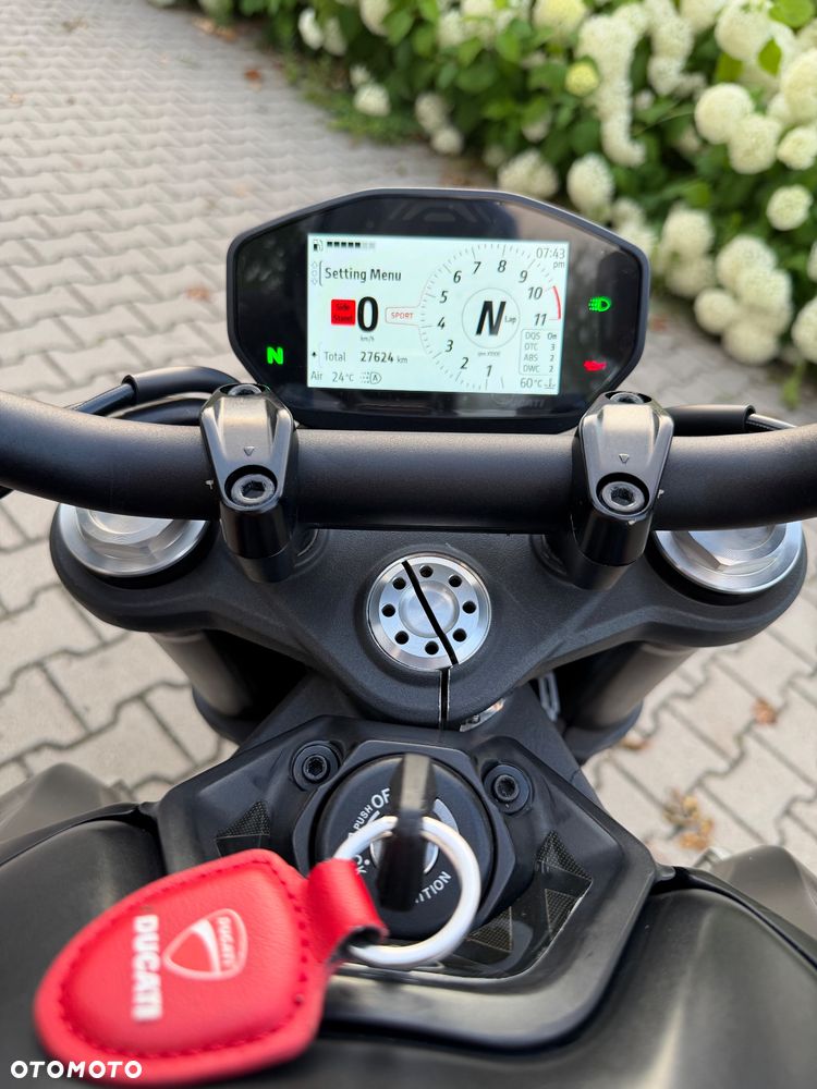 Ducati Monster - 18
