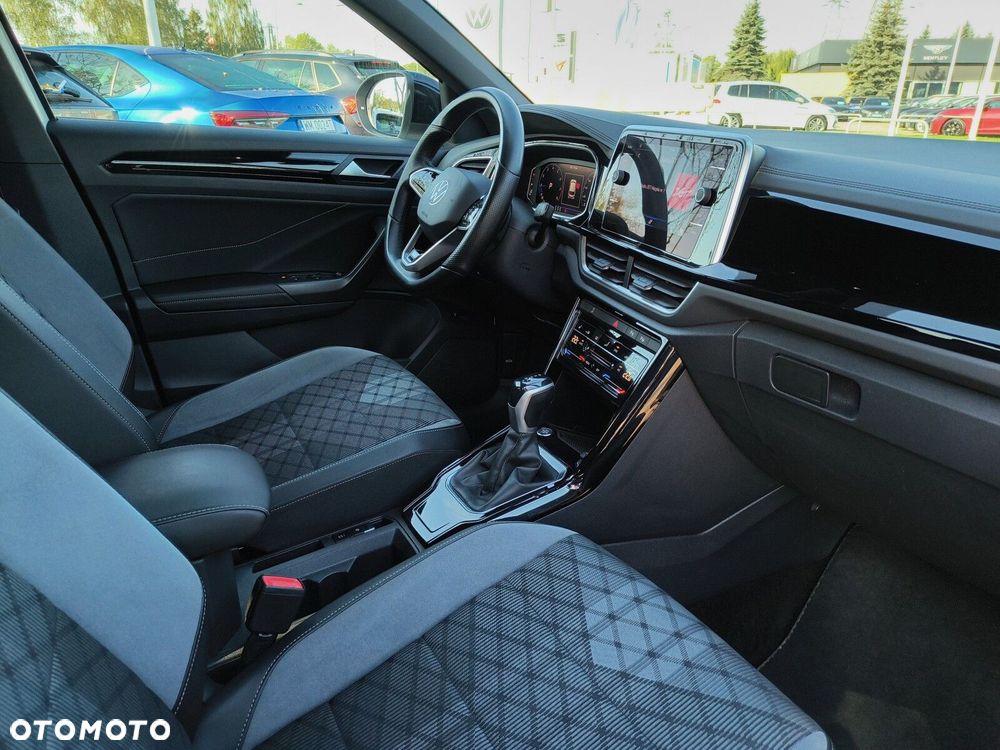 Volkswagen T-Roc - 11