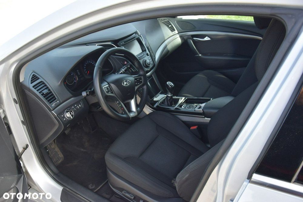 Hyundai i40 1.6 Comfort - 24