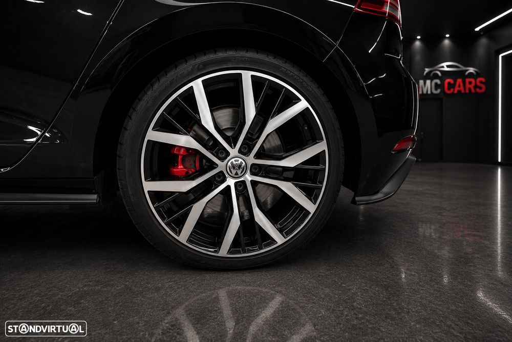 VW Golf 2.0 TSI GTI DSG Performance - 9