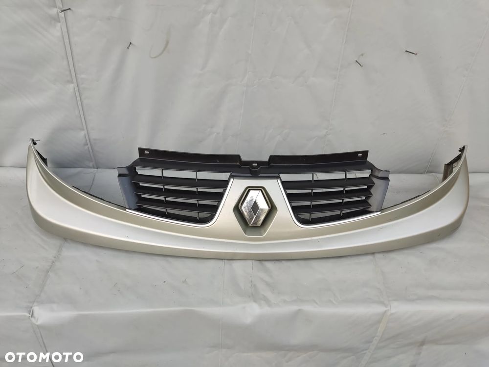 RENAULT TRAFIC II LIFT GRILL ATRAPA 623100247R GRIS BEIGE - 1