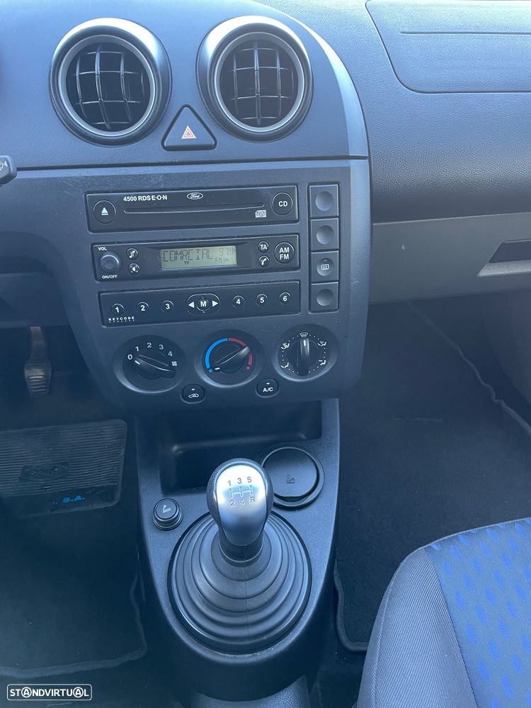 Ford Fiesta 1.25 Trend - 13