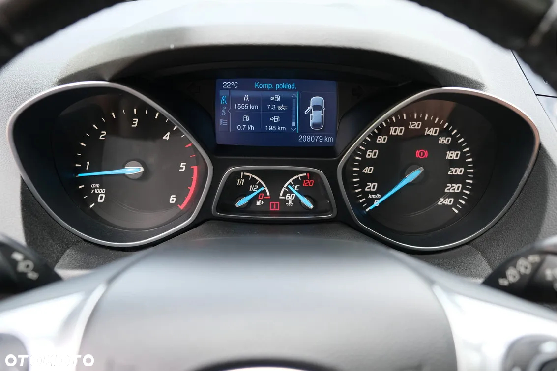 Ford Kuga 2.0 TDCi 4x4 Titanium - 20