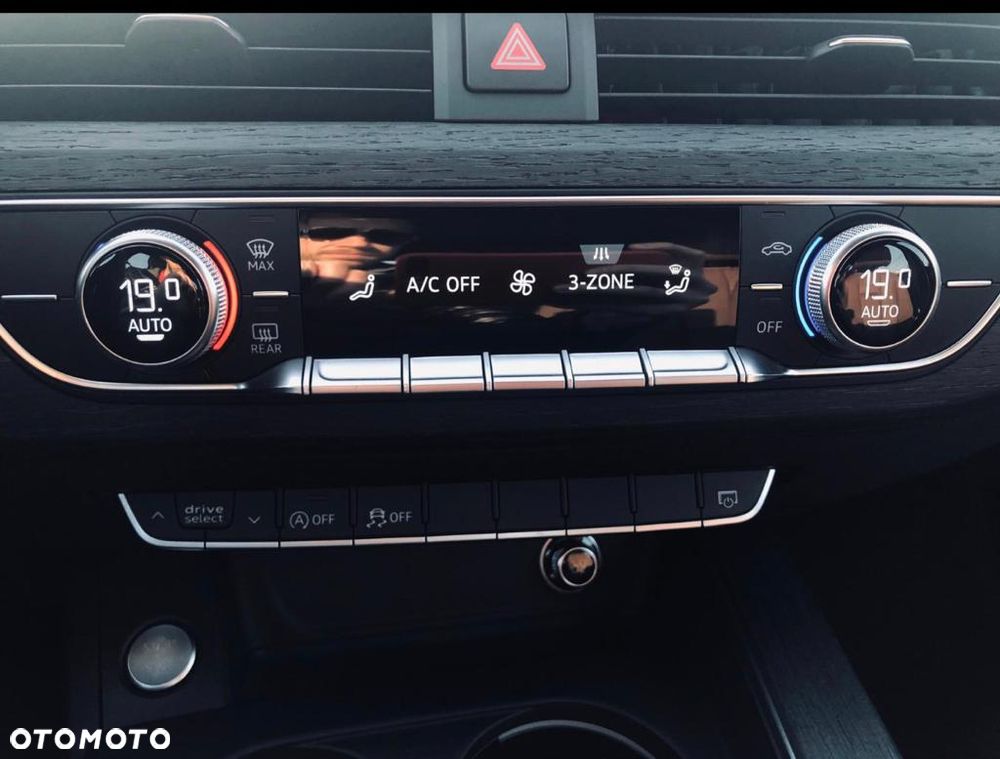 Audi A4 Limousine - 10