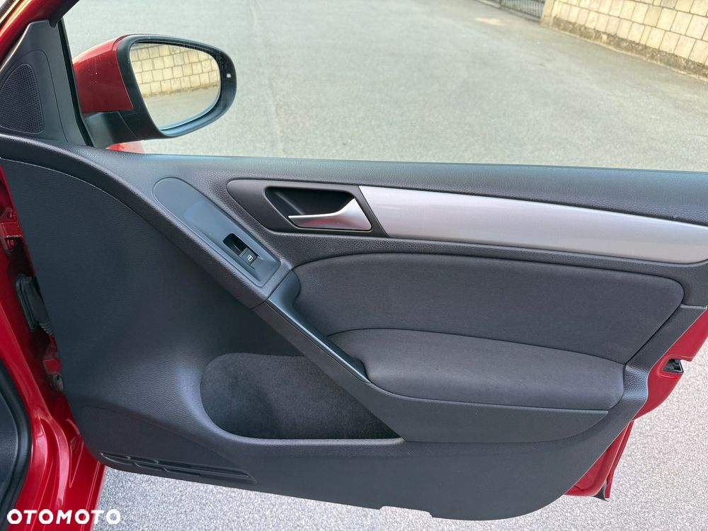 Volkswagen Golf 1.6 TDI BlueMot Comfortline - 20